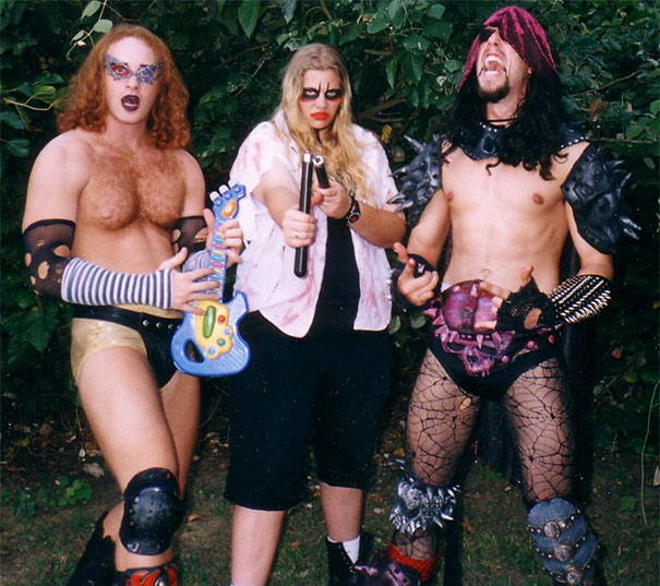funny-awkward-metal-bands-photos-107-58cbb71a50bd6__605.jpg