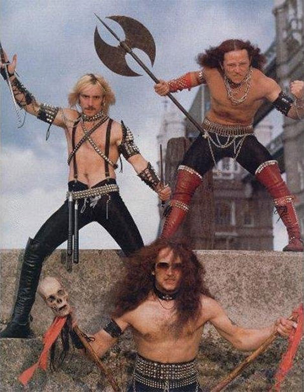 funny-awkward-metal-bands-photos-51-58cbb17161be6__605.jpg